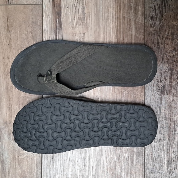 [Quicksilver] Men's Flip Flops Size 12 M - Picture 3 of 5